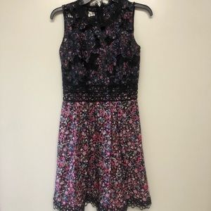 Elie Tahari Lace and Floral Dress 👗